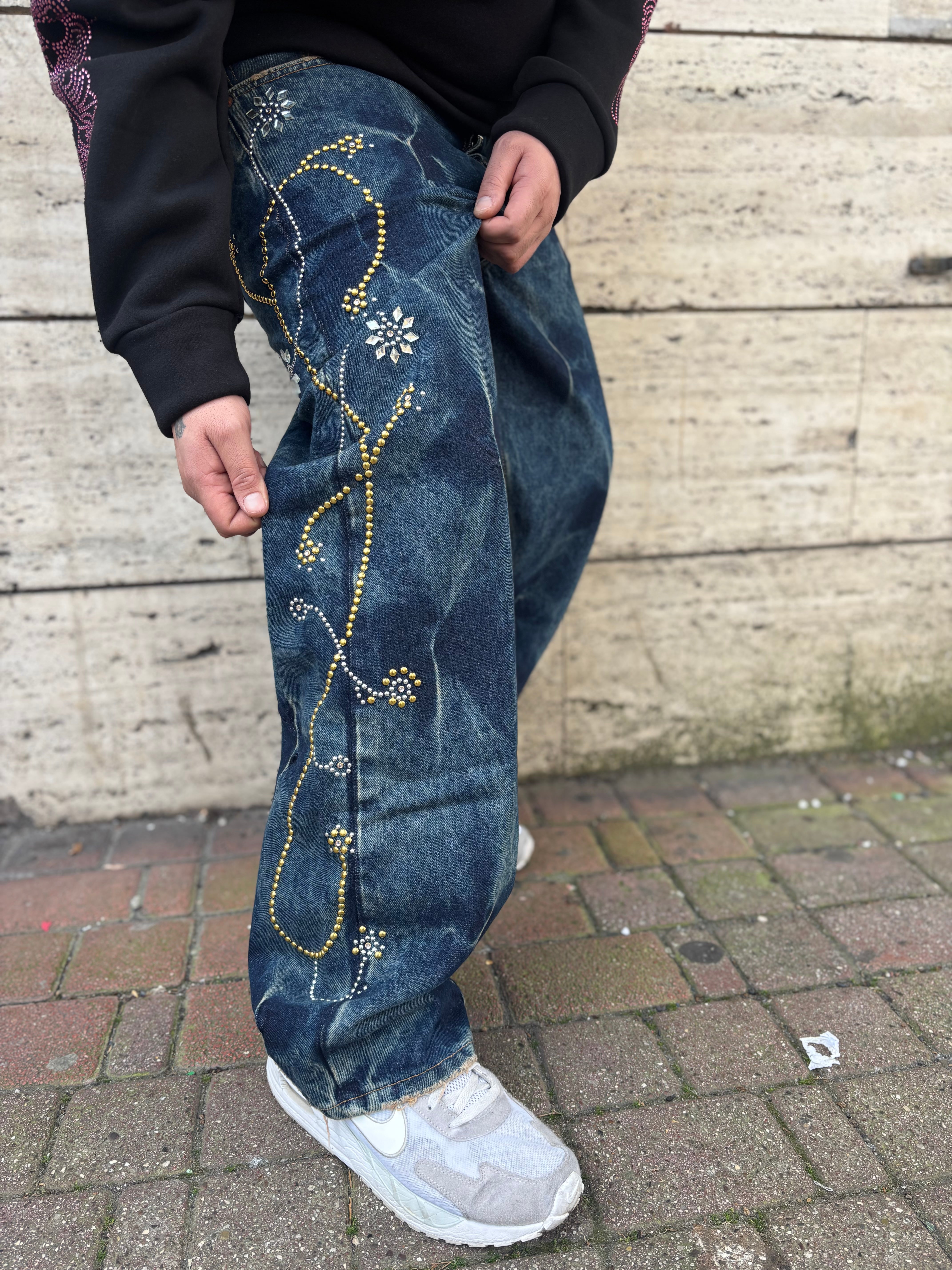 Jeans Flower by Cianotic
