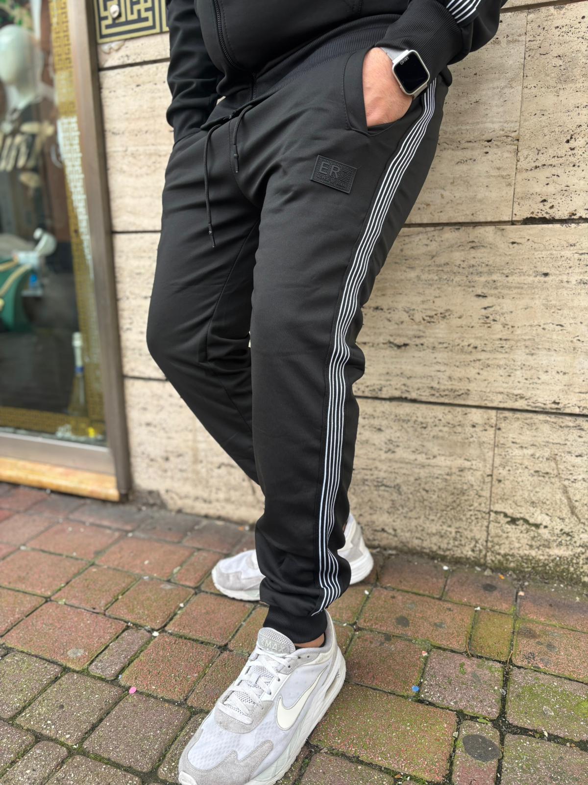 Tuta Vip Monogram Nera 2