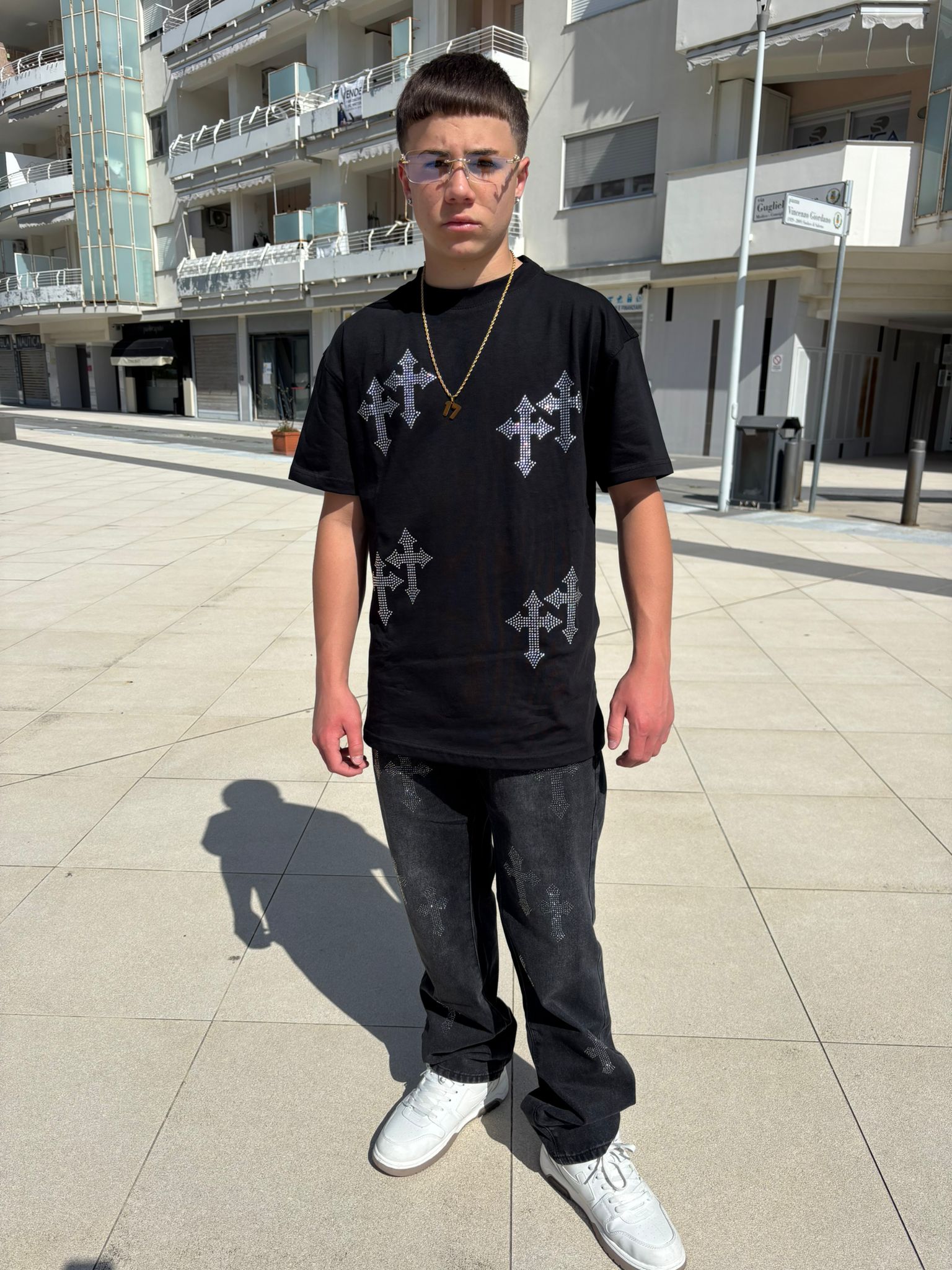 T-shirt Junior Con croce brillantinate